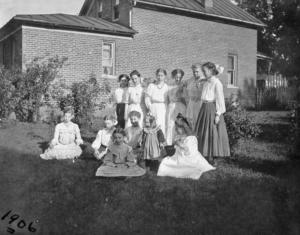 "John" Had "em" Party, 1906     