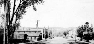 Lewis Street looking north from Third Avenue, 1907 