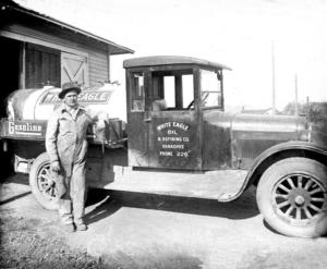 White Eagle Oil & Refining Co. truck 