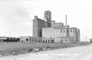 Rahr Malting, 1945